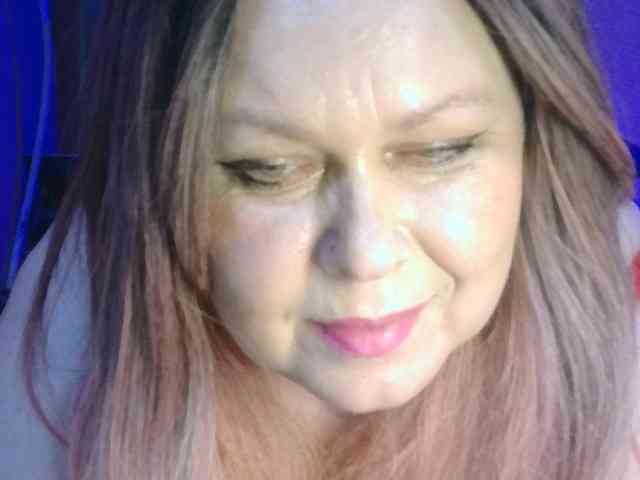 CharleeKendall webcam