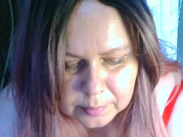 CharleeKendall webcam