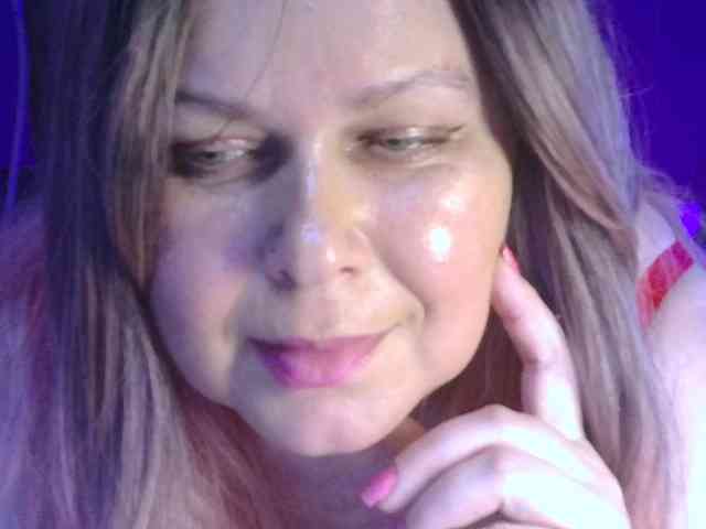 CharleeKendall webcam