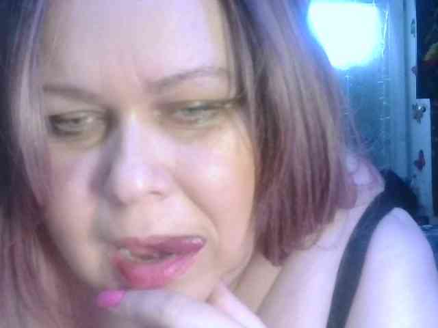 CharleeKendall webcam