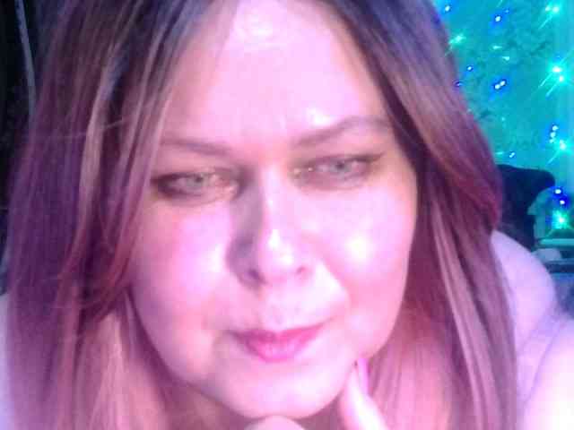 CharleeKendall webcam