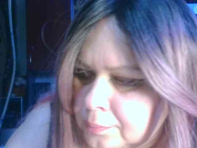 CharleeKendall webcam