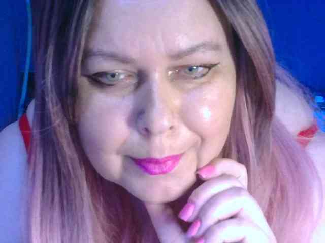 CharleeKendall webcam