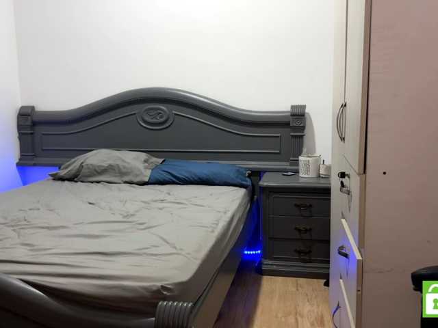 EthanGrey-15