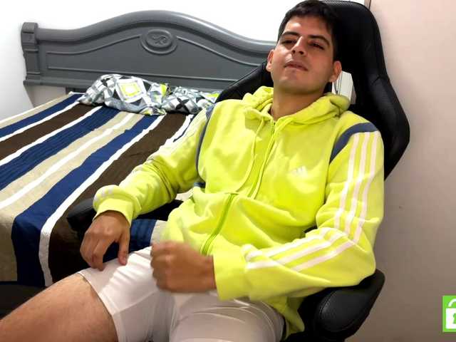 EthanGrey-15