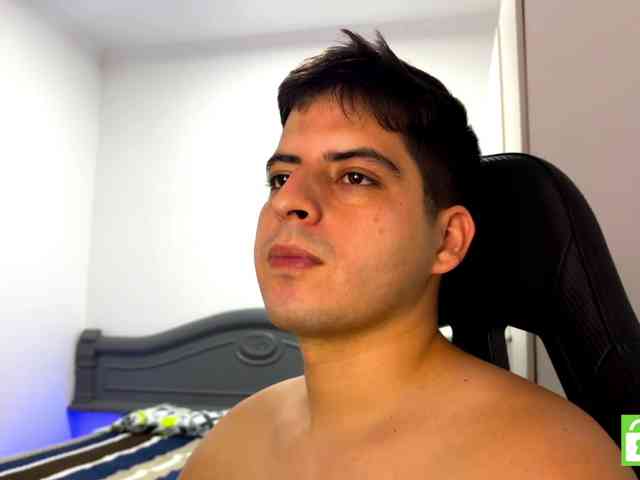 EthanGrey-15