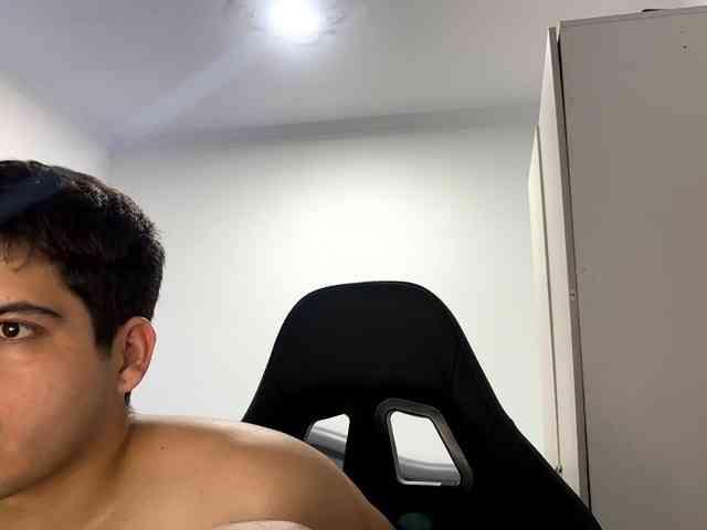 EthanGrey-15