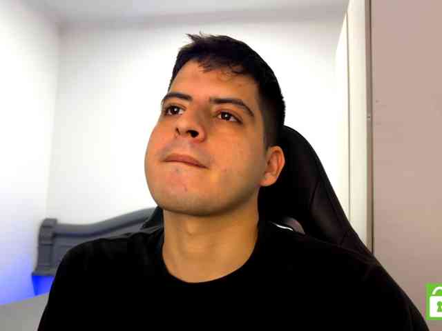 EthanGrey-15