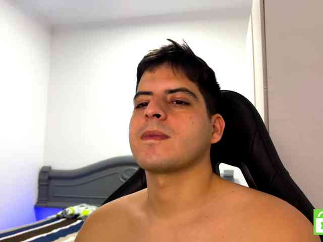 EthanGrey-15