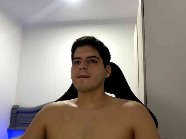 EthanGrey-15