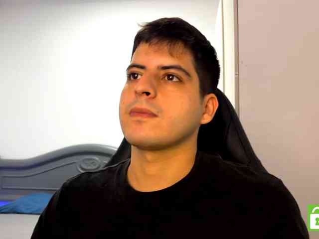 EthanGrey-15