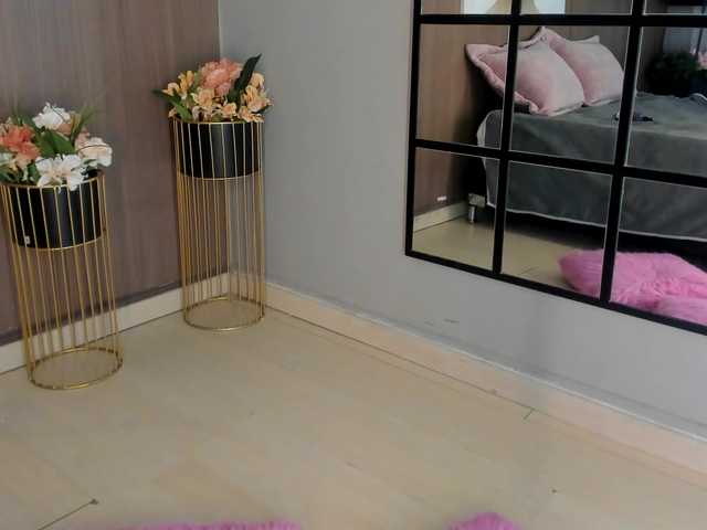 saraycollins live cam on BongaCams