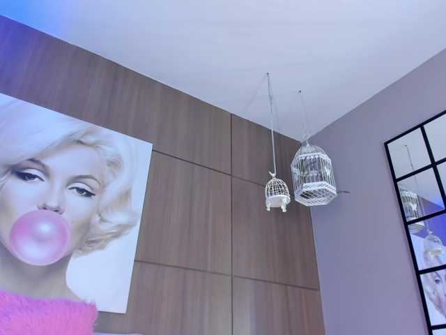 saraycollins live webcam show