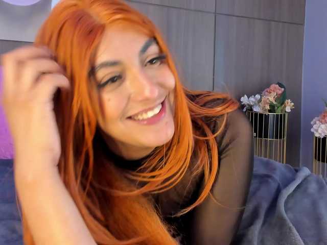 SarayCollins webcam