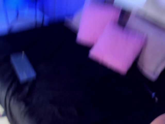 SarayCollins webcam