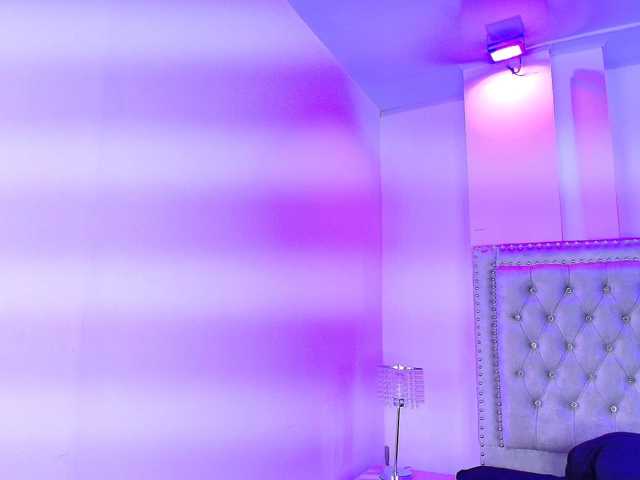 Lia-adams live cam on BongaCams
