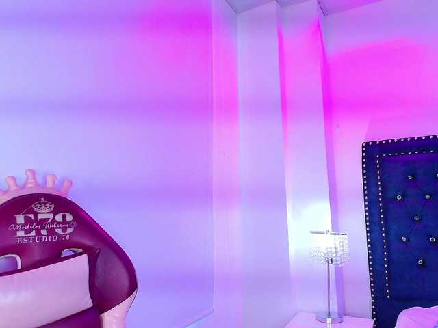 Lia-adams live cam on BongaCams