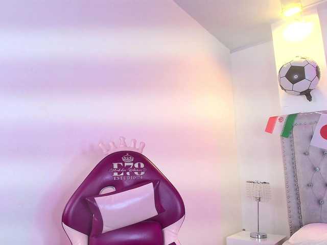 Lia-adams live cam on BongaCams
