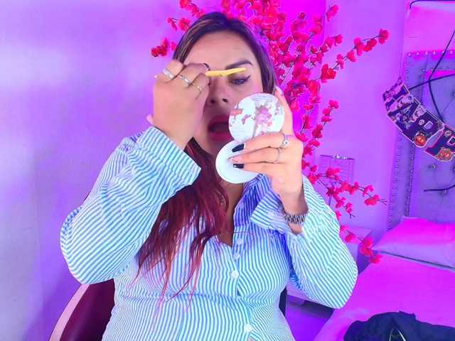 Lia-adams live cam on BongaCams