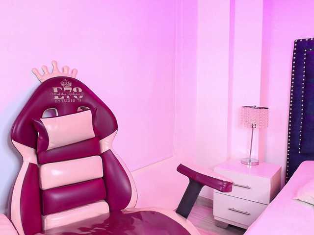 Lia-adams live cam on BongaCams