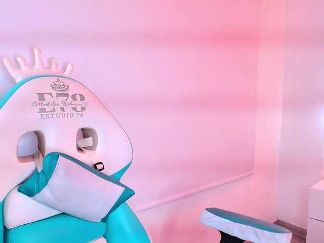 Lia-adams live cam on BongaCams