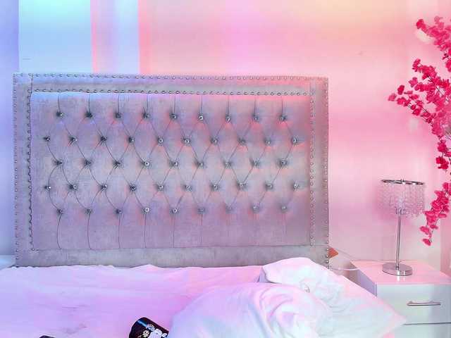 Lia-adams's BongaCams show and profile