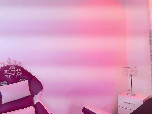 Lia-adams live cam on BongaCams