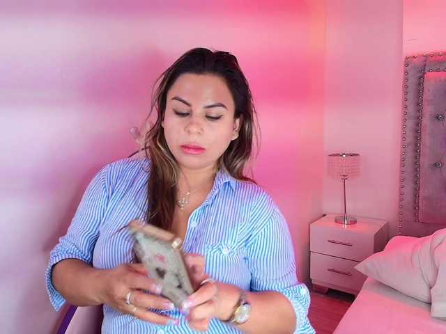 Lia-adams live cam on BongaCams