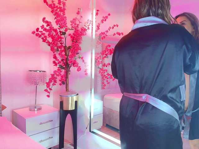 Lia-adams's BongaCams show and profile