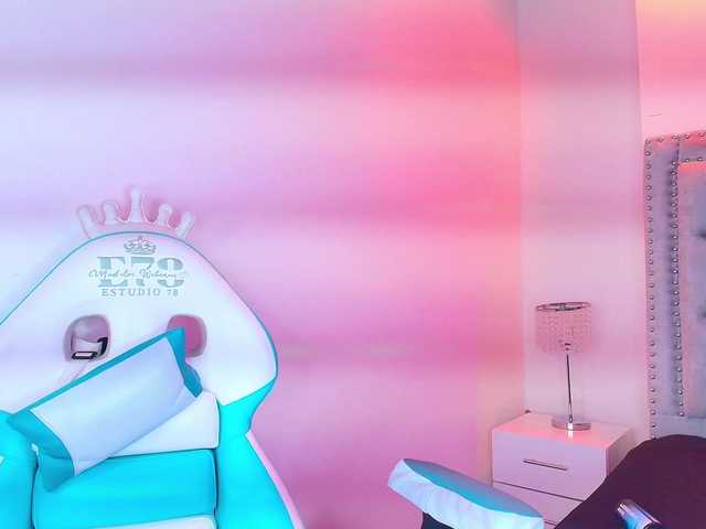 Lia-adams live cam on BongaCams