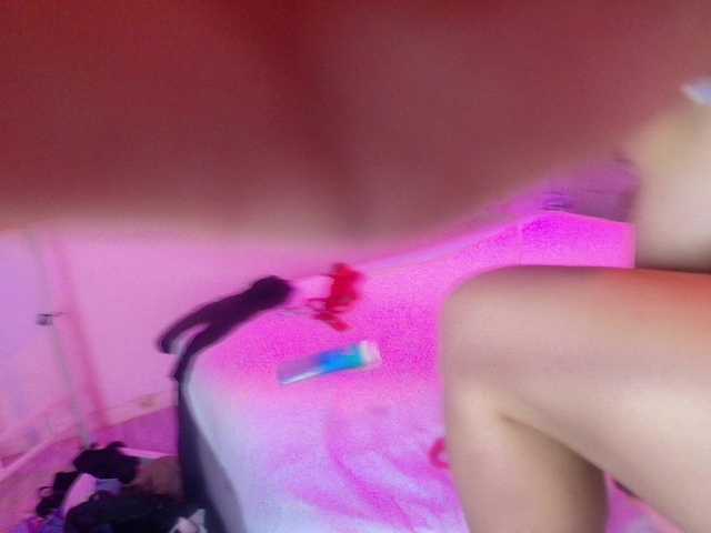Lia-adams webcam