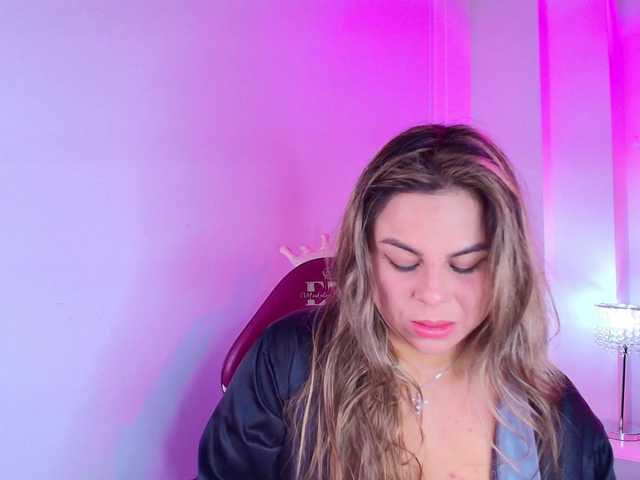 Lia-adams live cam on BongaCams