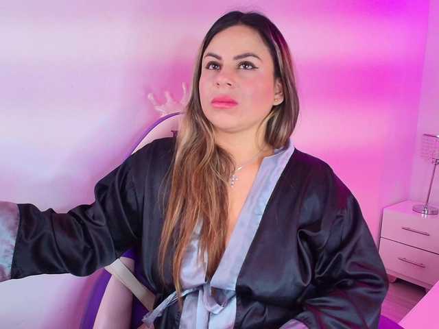Lia-adams live cam on BongaCams