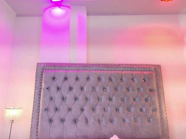 Lia-adams's BongaCams show and profile