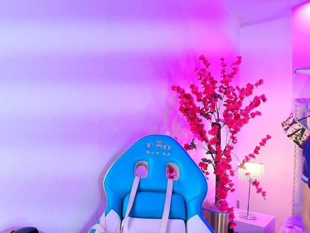 Lia-adams live cam on BongaCams