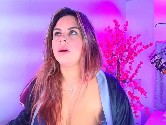 Lia-adams live cam on BongaCams