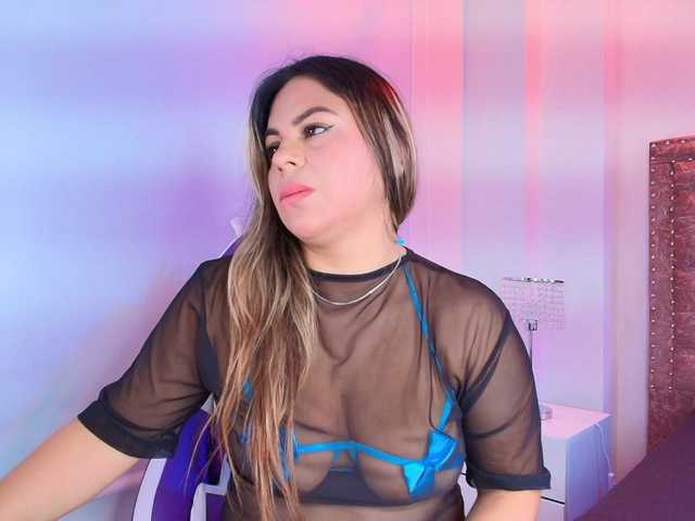 Lia-adams live webcam show