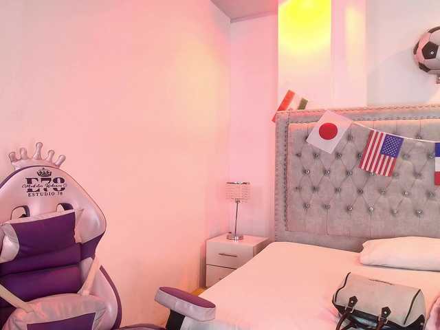 Lia-adams live cam on BongaCams