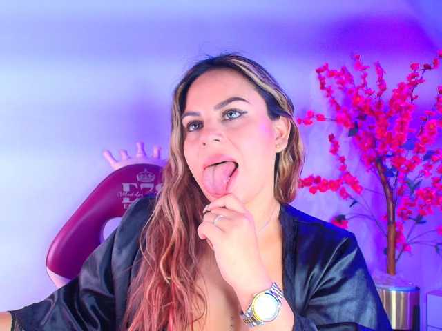 Lia-adams live cam on BongaCams