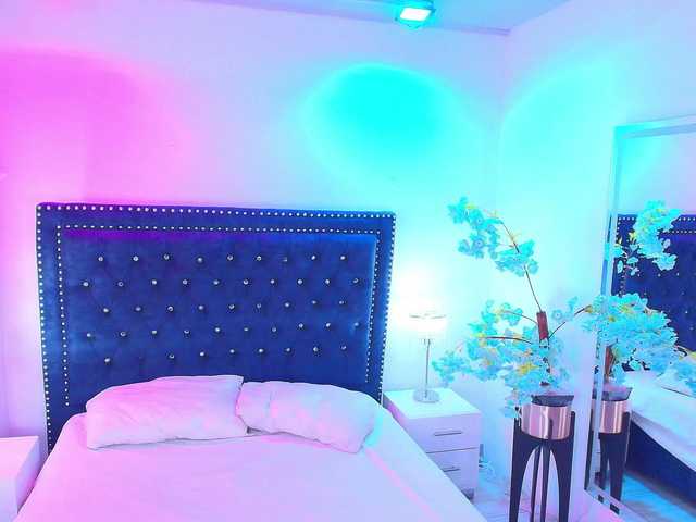 Lia-adams live cam on BongaCams