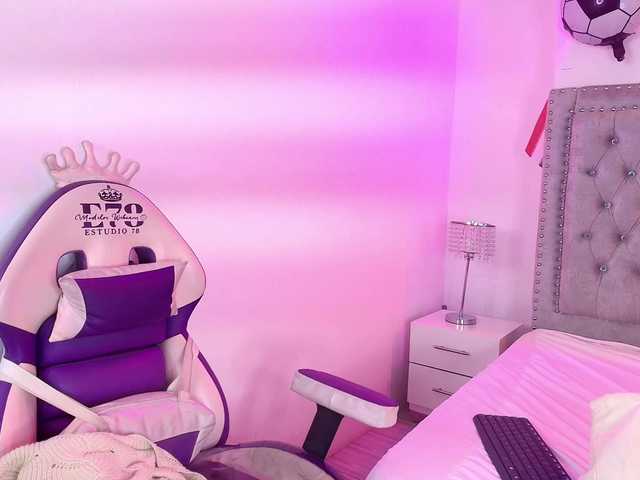 Lia-adams live cam on BongaCams