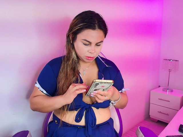 Lia-adams live cam on BongaCams