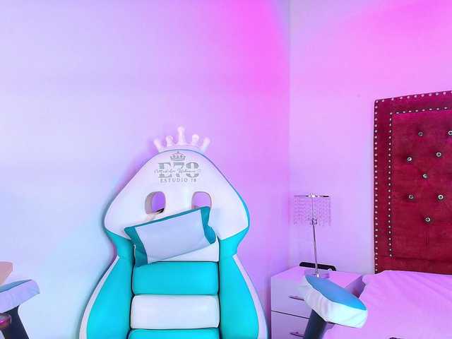 Lia-adams live cam on BongaCams