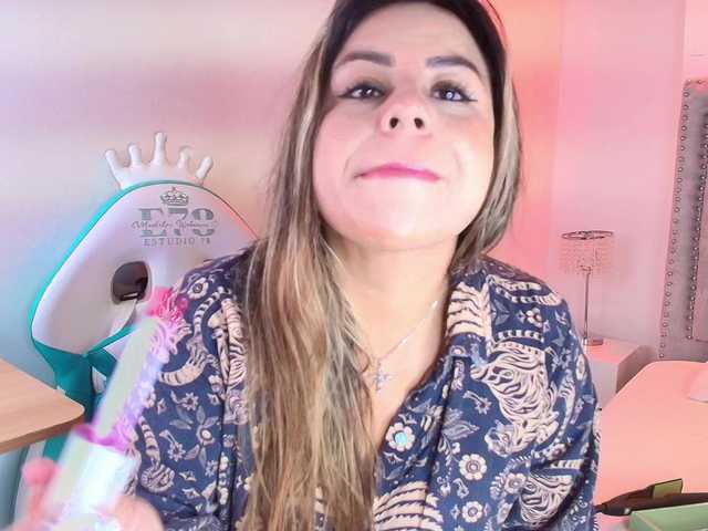 Lia-adams Cam en direct sur BongaCams