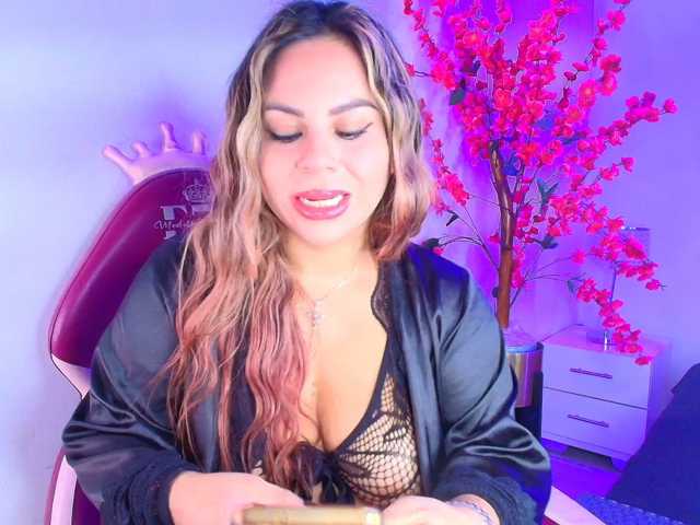 Lia-adams live cam on BongaCams