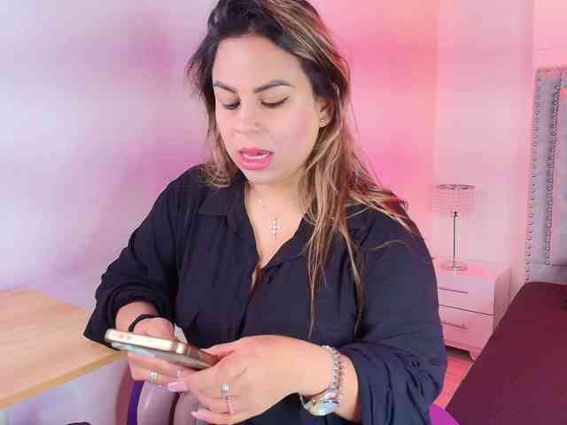 Lia-adams Live Webcam on BongaCams