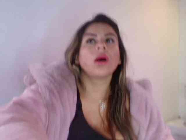 Lia-adams webcam
