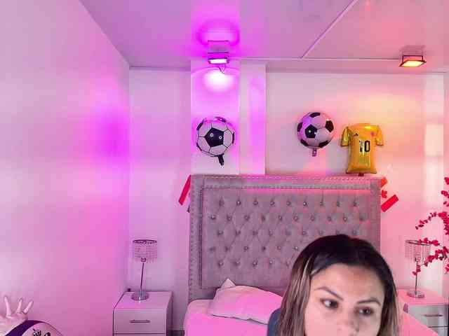 Lia-adams webcam