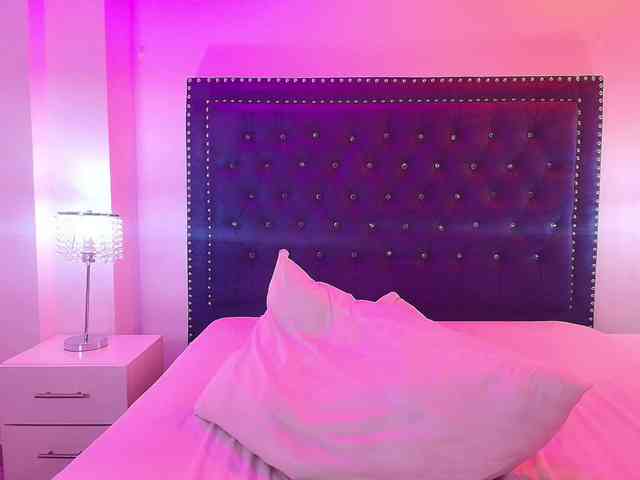 Lia-adams Live Webcam on BongaCams