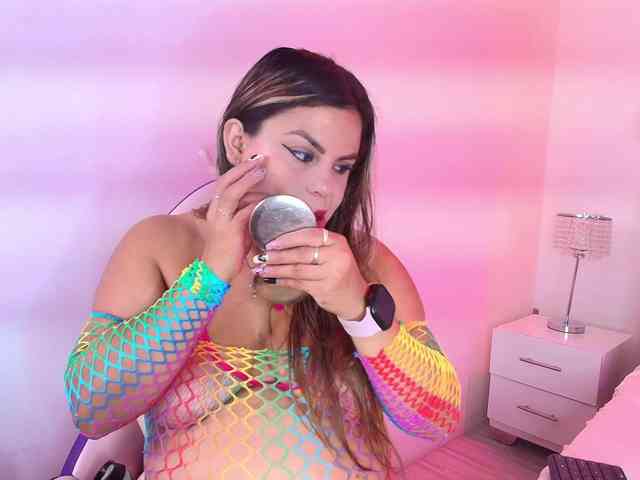 Lia-adams webcam